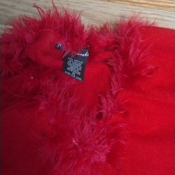 Red holiday sweater - Picture 2 of 2